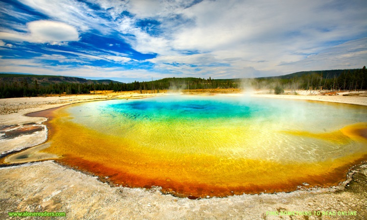 Beauty and Attractions of Yellowstone